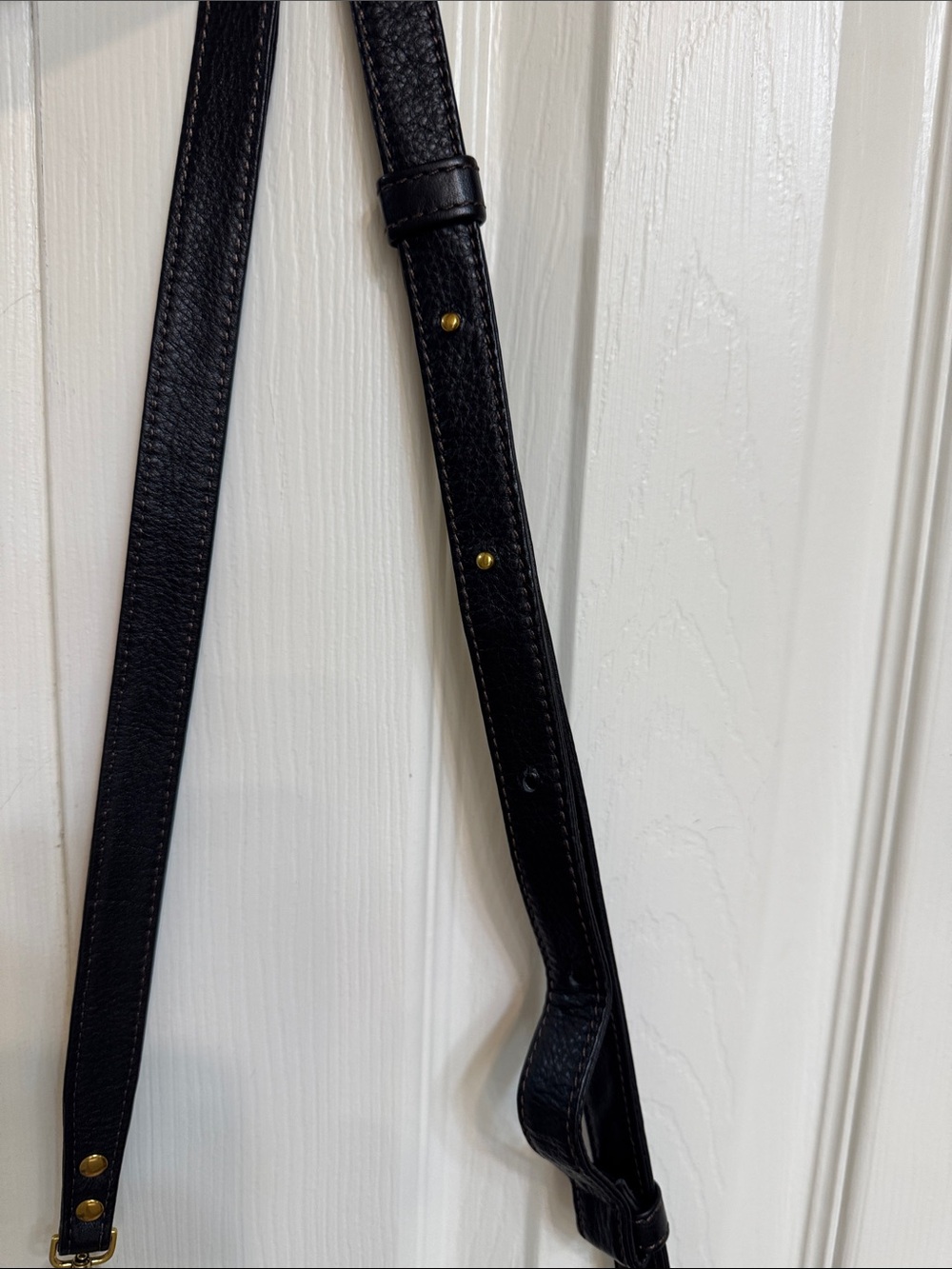 HOBO brand Black Suede Crossbody Bag - Classic Everyday Shoulder Bag - Picture 4 of 4